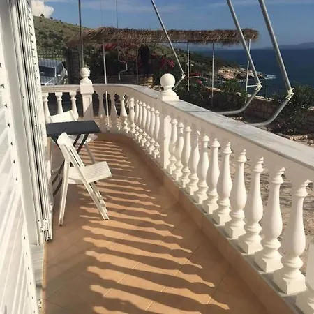 Giulia Beach House 别墅 *